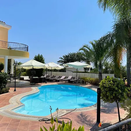 Coral Bay New Furnished Private With Pool Villa Peyia